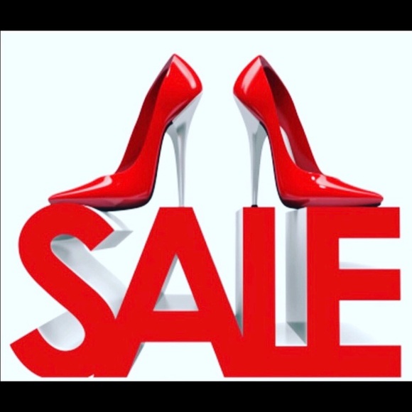 🤩👀 Huge Sale! Designer Brands